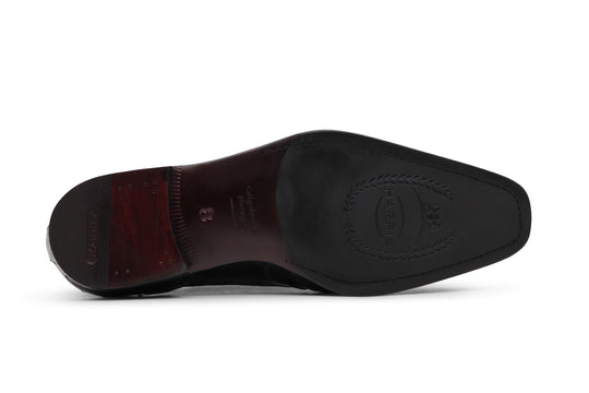 Cuir précieux à cordes