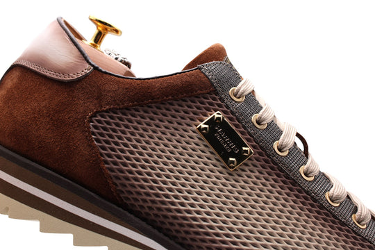 Baskets en cuir percé ombré et en daim