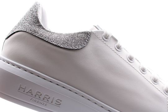 Leder -Turnschuhe