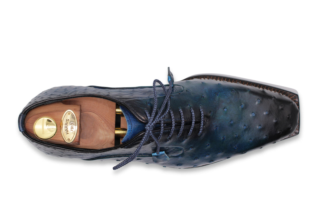 Precious leather stringed Norwegian processing