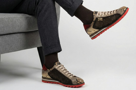 Sneakers in camoscio monogram e pitone