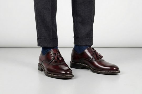 Derby handbemalt mit norwegischer Handwerkskunst