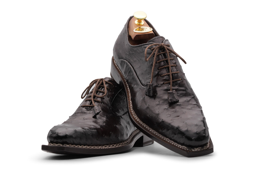 Oxford shoe in premium leather with Norwegian construction