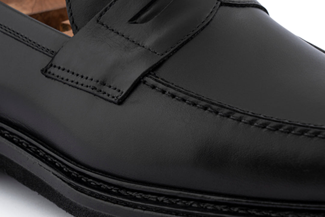 Mocassino in pelle pieno fiore