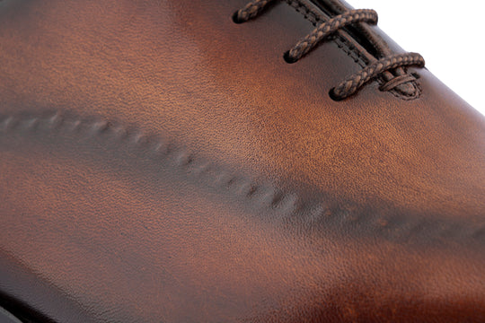 Zapatos brogue de piel pintados a mano