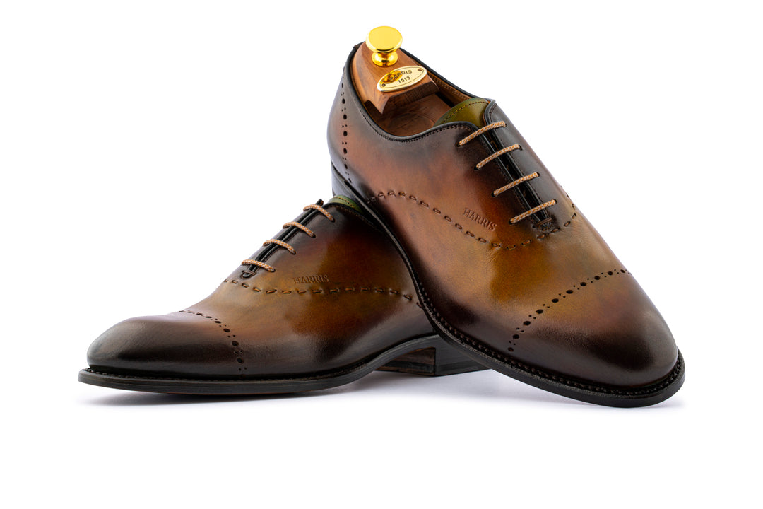 Handbemalte Brogues mit Handnaht