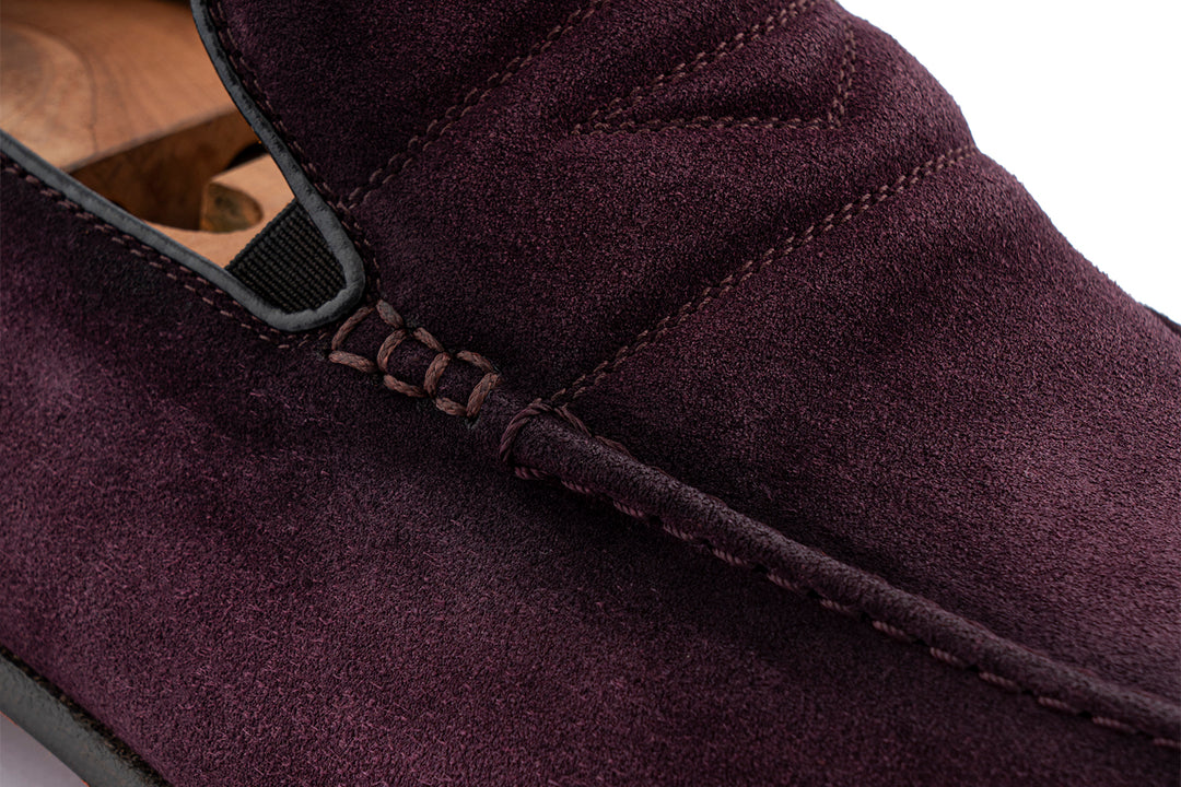 Mocassino in suede con passante imbottito