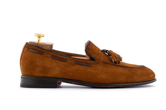 Mocassino in suede con pon pon