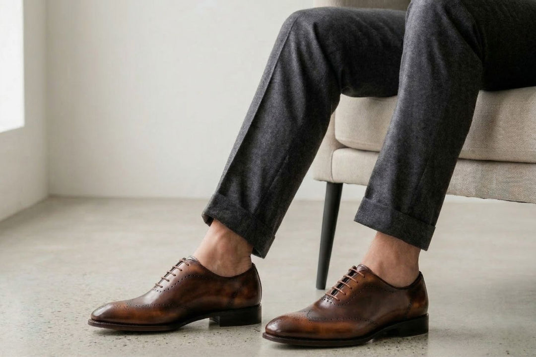 Oxfords de cuero pintados a mano con detalles brogue