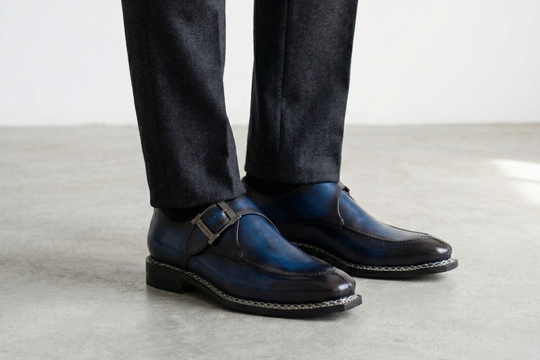 Hebilla única pintada a mano con elaboración noruega.