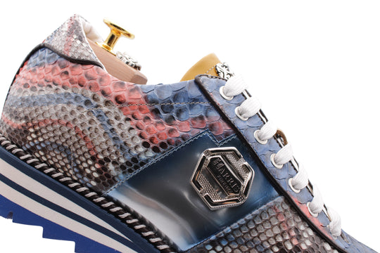 Sneakers with precious leather details