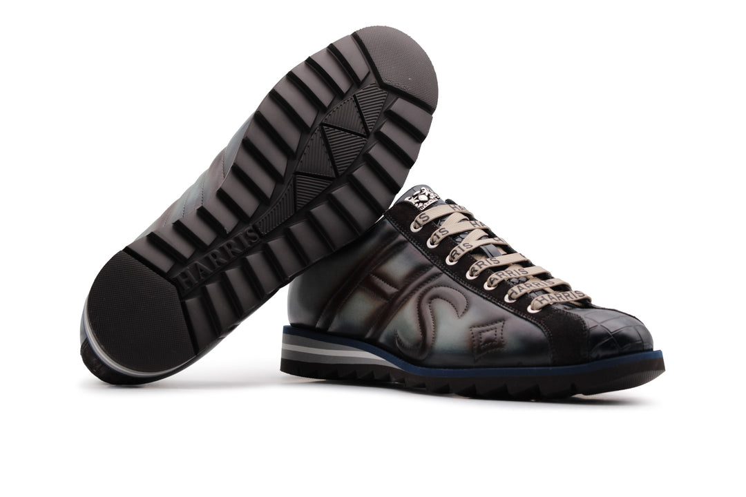 Sneakers in pelle dipinte a mano