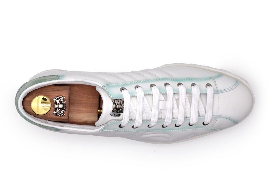 Sneakers in pelle con dettagli sfumati