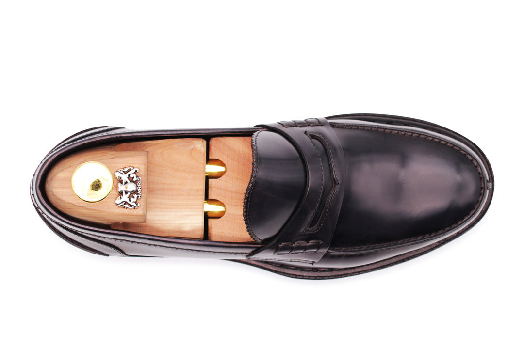 Brushed leather moccasin