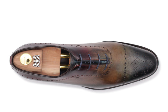 Oxford pintado a mano con mano de obra noruega.