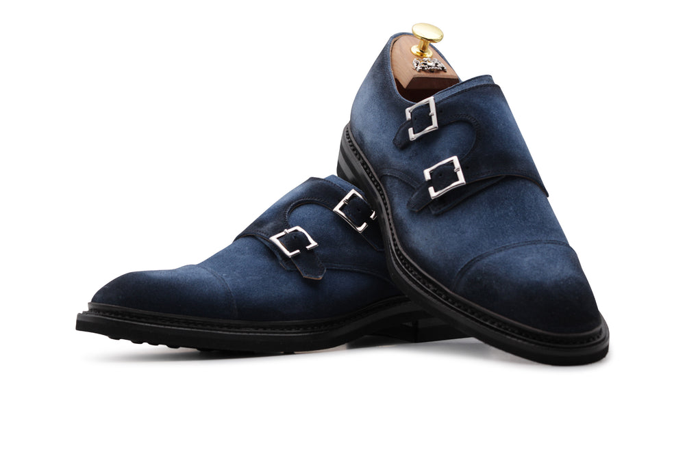 Doppia fibbia in suede blu sfumata a mano