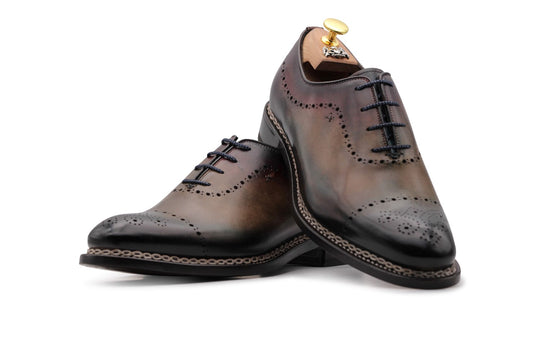 Oxford pintado a mano con mano de obra noruega.