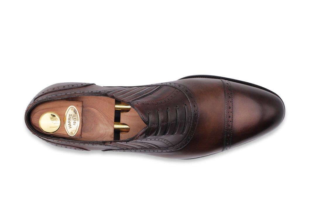 Oxford Slip-On con Decoraciones Brogue